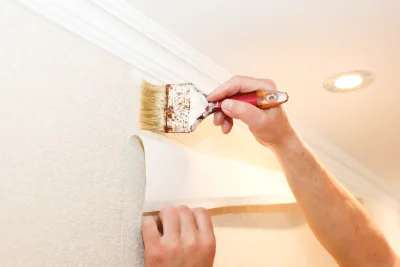 Pose de papier peint à Mongauzy — revêtements muraux et toiles de verre